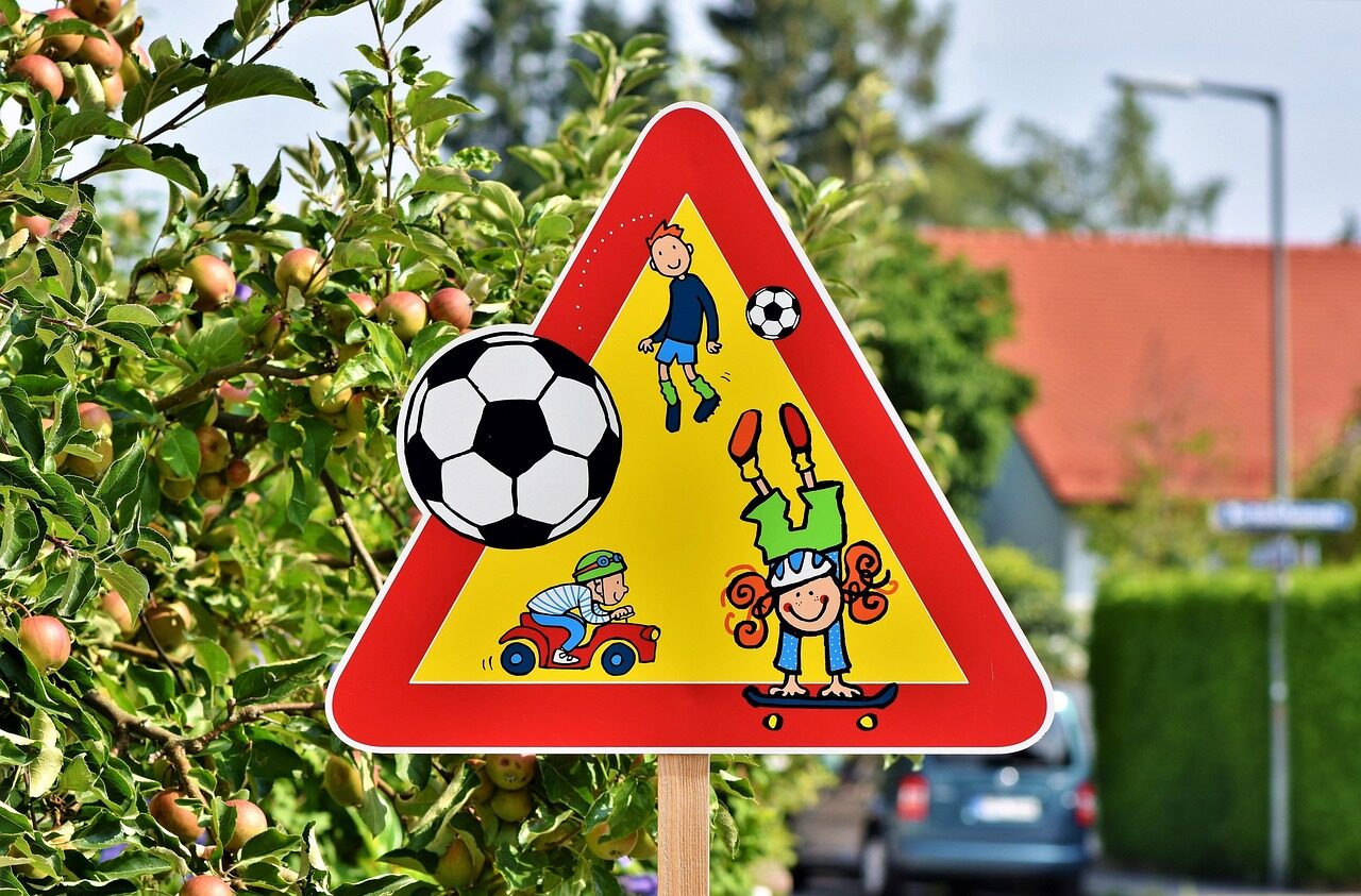play street, children, a notice, traffic, attention, warning, information sign, to play, road, sign, street sign, warning sign, children, children, children, warning, warning, warning, street sign, street sign, street sign, street sign, street sign, warning sign